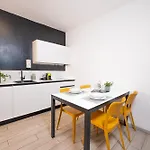 Cityu Grazioli 27 - 2 Stanze Con 2 Parcheggi Privati Gratuiti Appartement *