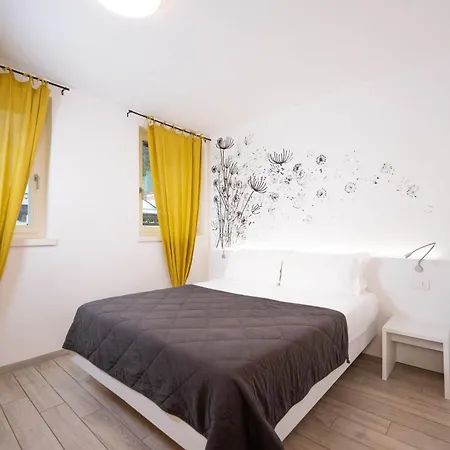 Lejlighed Cityu Grazioli 27 Citta - 2 Stanze Con 2 Parcheggi Privati Gratuiti Trento