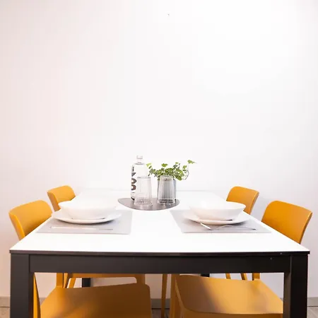 Διαμέρισμα Cityu Grazioli 27 Citta - 2 Stanze Con 2 Parcheggi Privati Gratuiti *