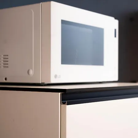 Cityu Grazioli 27 Citta - 2 Stanze Con 2 Parcheggi Privati Gratuiti *