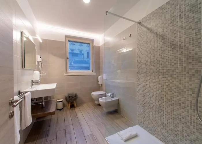 Cityu Grazioli 27 Citta - 2 Stanze Con 2 Parcheggi Privati Gratuiti *