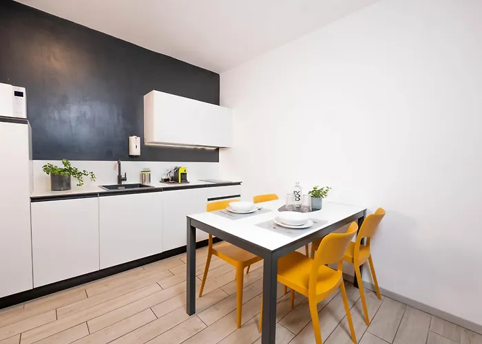 Cityu Grazioli 27 Citta - 2 Stanze Con 2 Parcheggi Privati Gratuiti Apartament *