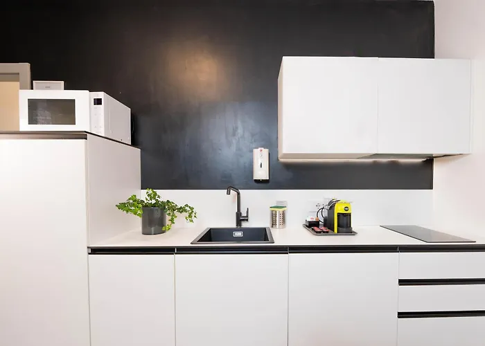 Cityu Grazioli 27 Citta - 2 Stanze Con 2 Parcheggi Privati Gratuiti Apartament Trydent