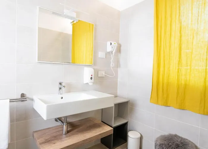 Cityu Grazioli 27 Citta - 2 Stanze Con 2 Parcheggi Privati Gratuiti